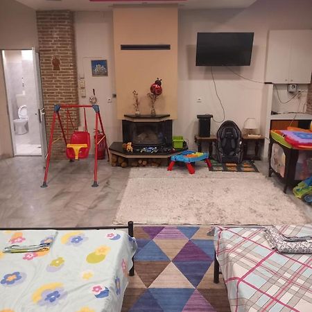 Apartament House Marios Airport Spáta Zewnętrze zdjęcie